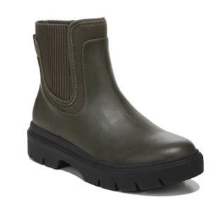 DR. SCHOLL'S CRAZE CHELSEA BOOT - OLIVE GREEN